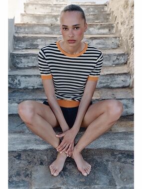 NWT Zara Striped Round Neck Knit Top size Medium